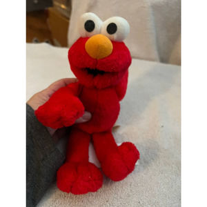 Publications International Elmo Plush Doll 9"